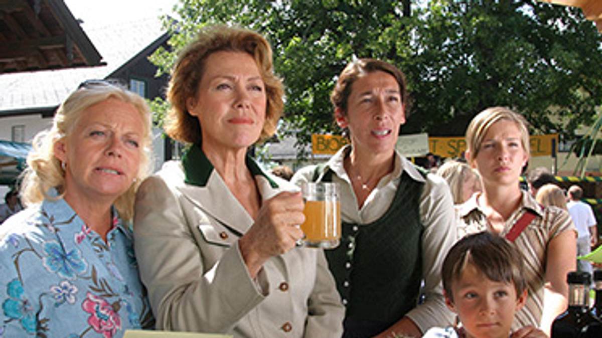 vier frauen und ein todesfall