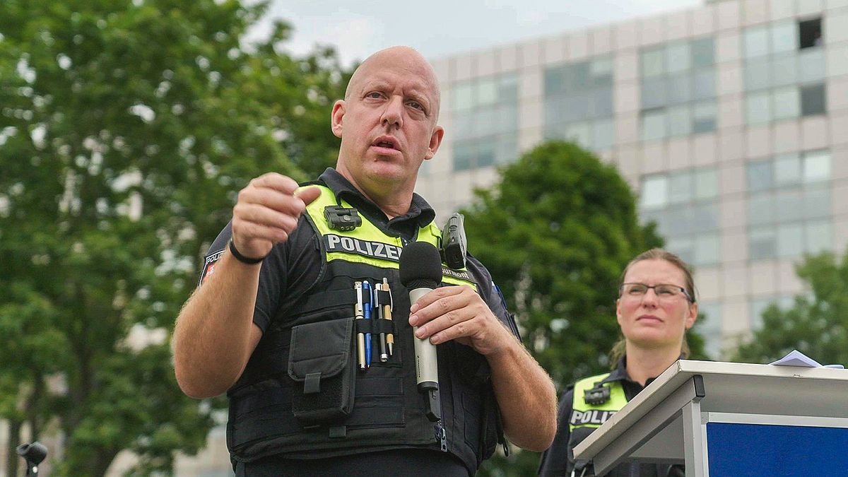 110 Hannover - Im Visier der Polizei 110 hannover - im visier der polizei