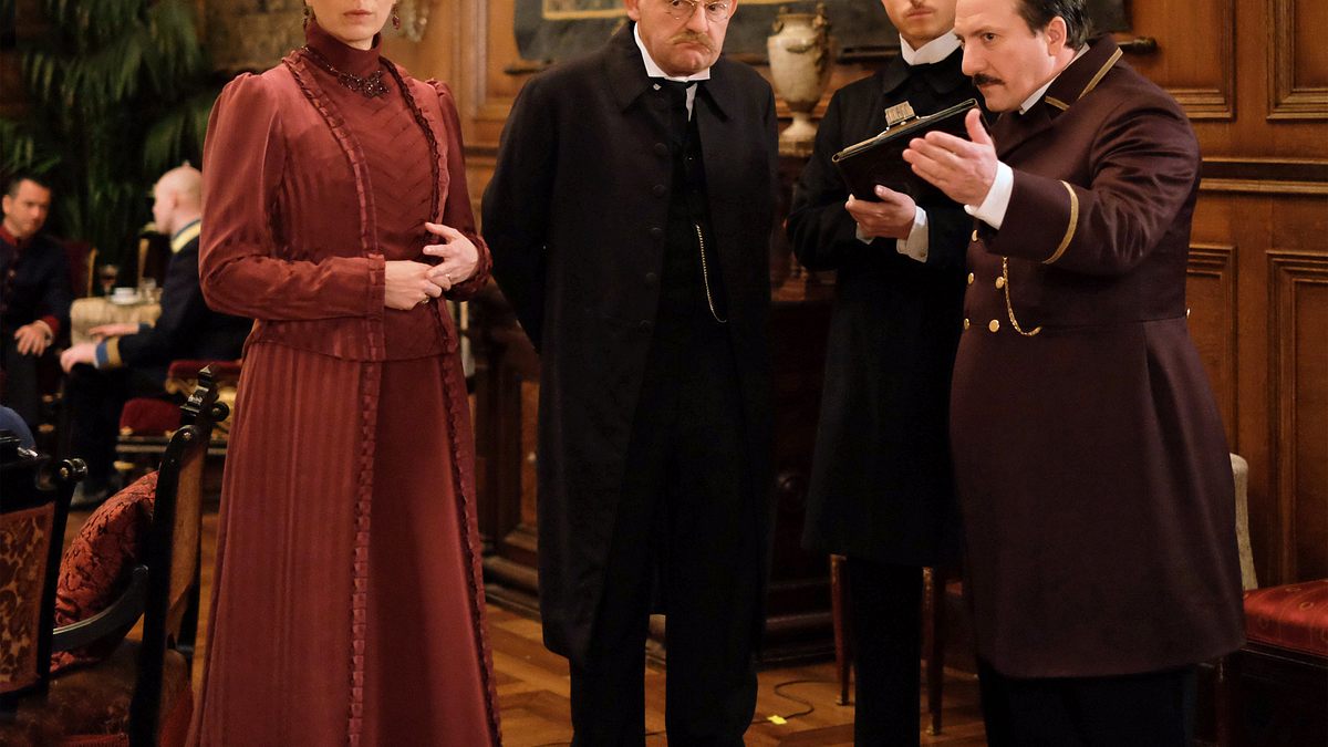 das sacher. in bester gesellschaft