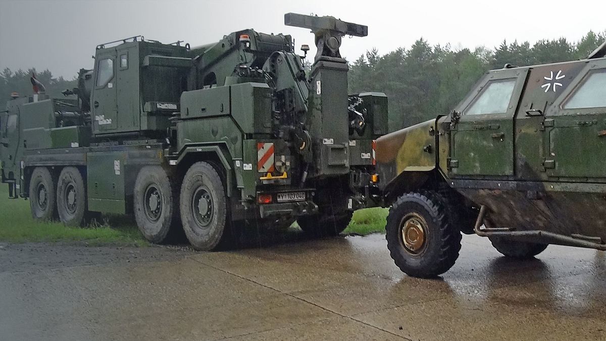 extreme kraftpakete - die transporter der bundeswehr