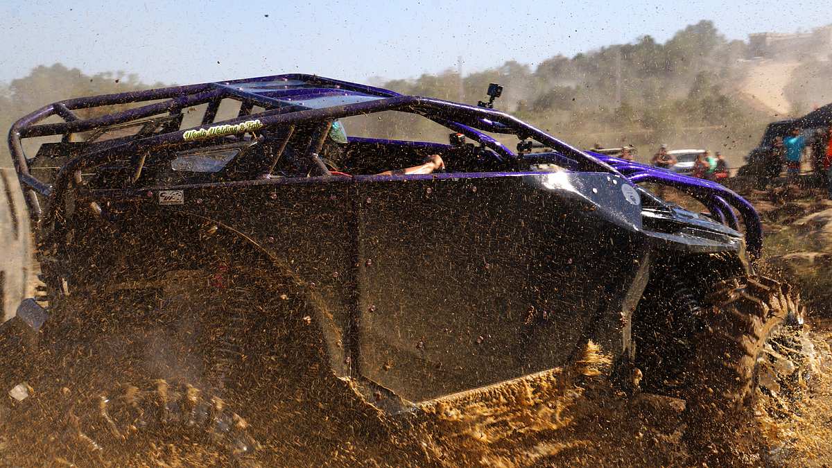 Mud Madness - Die Schlamm-Racer mud madness - die schlamm-racer