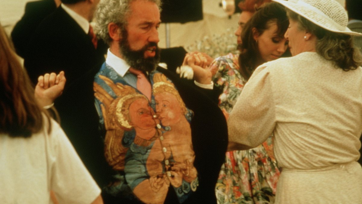 vier hochzeiten und ein todesfall