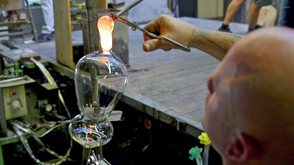 heiß und zerbrechlich - die arbeit der glasmacher