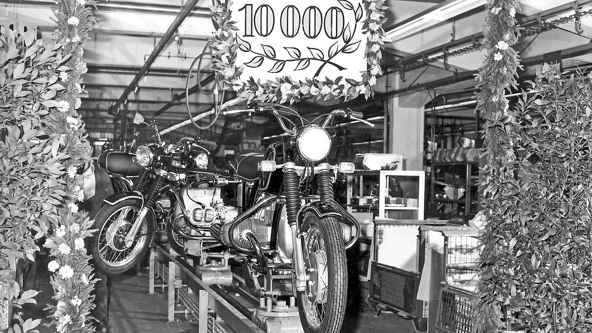 die motorradfabrik - ein superbike entsteht