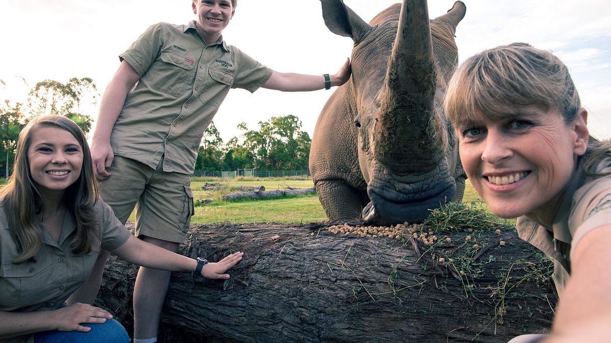die irwins - crocodile hunter family
