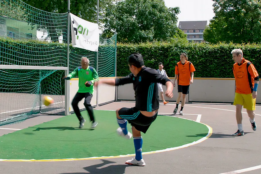FC Surprise - Mehr als ein Spiel fc surprise - mehr als ein spiel