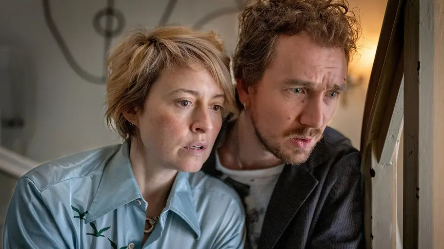 Eduard Raabe (Jan Krauter) und seiner Frau Hanna (Wanda Perdelwitz) fürchten um ihr Leben. Eduard Raabe (Jan Krauter) und seiner Frau Hanna (Wanda Perdelwitz) fürchten um ihr Leben.