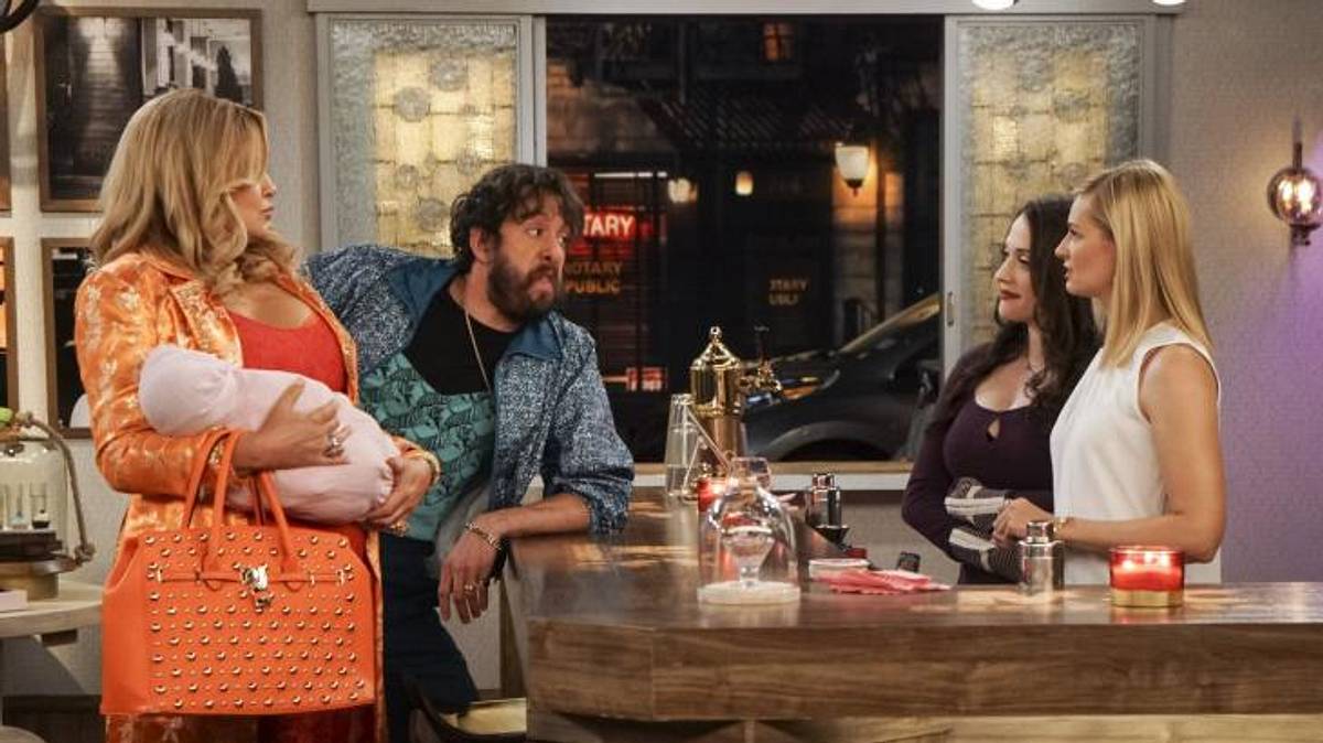 2 broke girls