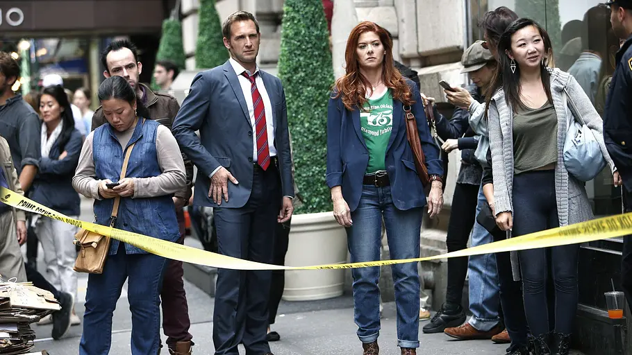 detective laura diamond