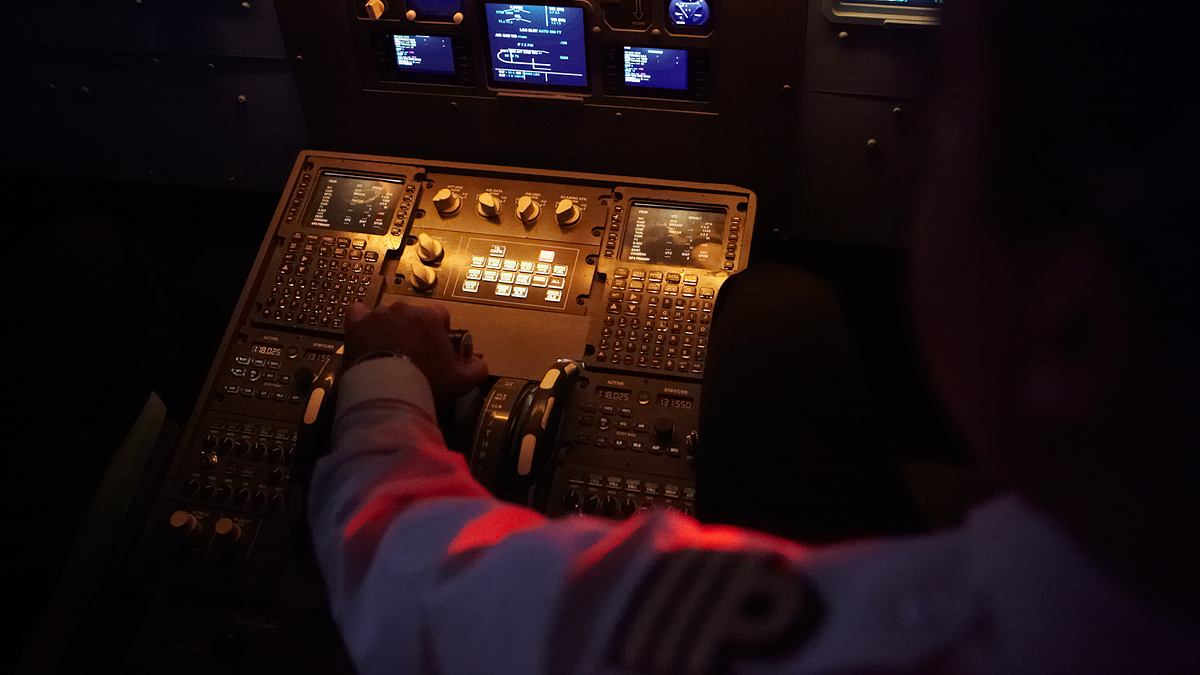 mayday - alarm im cockpit