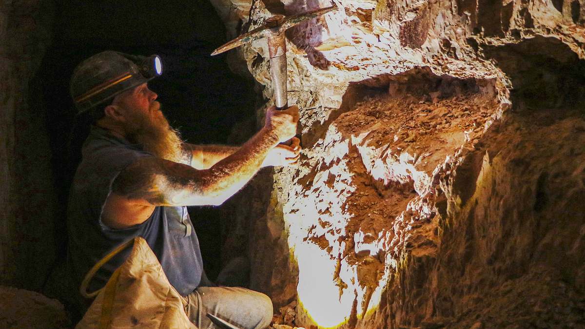 outback opal hunters - edelsteinjagd in australien