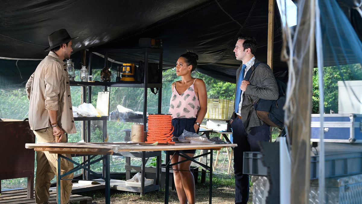 death in paradise