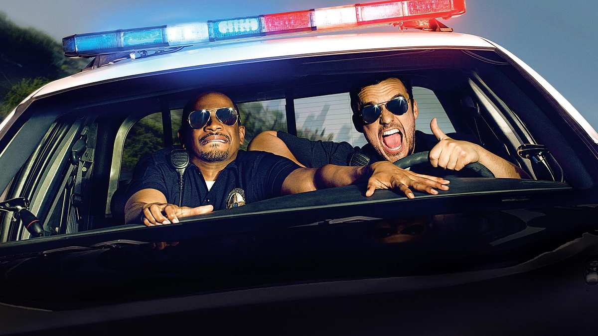 Let's be Cops - Die Party Bullen Let's be Cops - Die Party Bullen