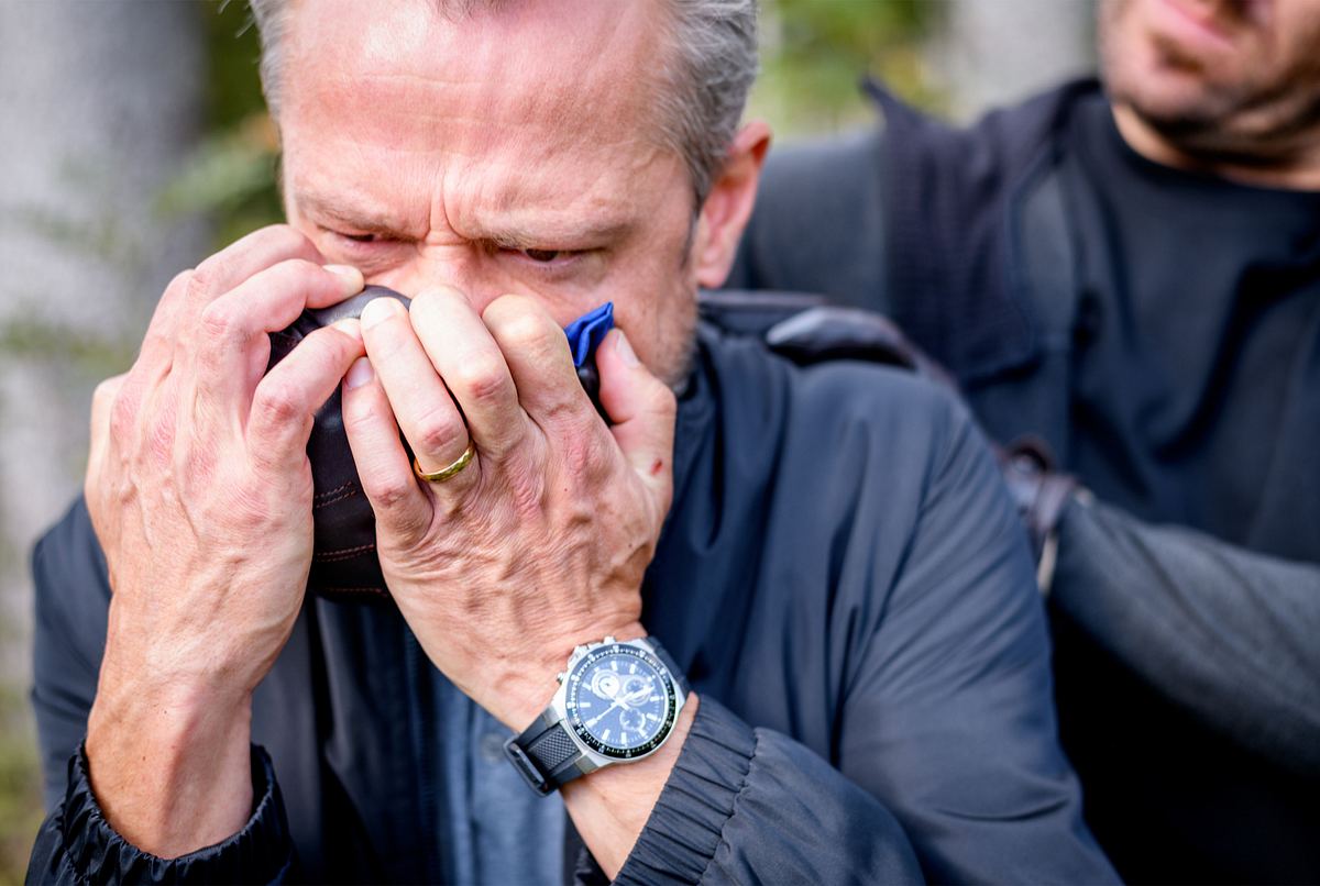 Erik bei Sturm der Liebe im Ausnahmezustand Erik wirkt verzweifelt bei Sturm der Liebe