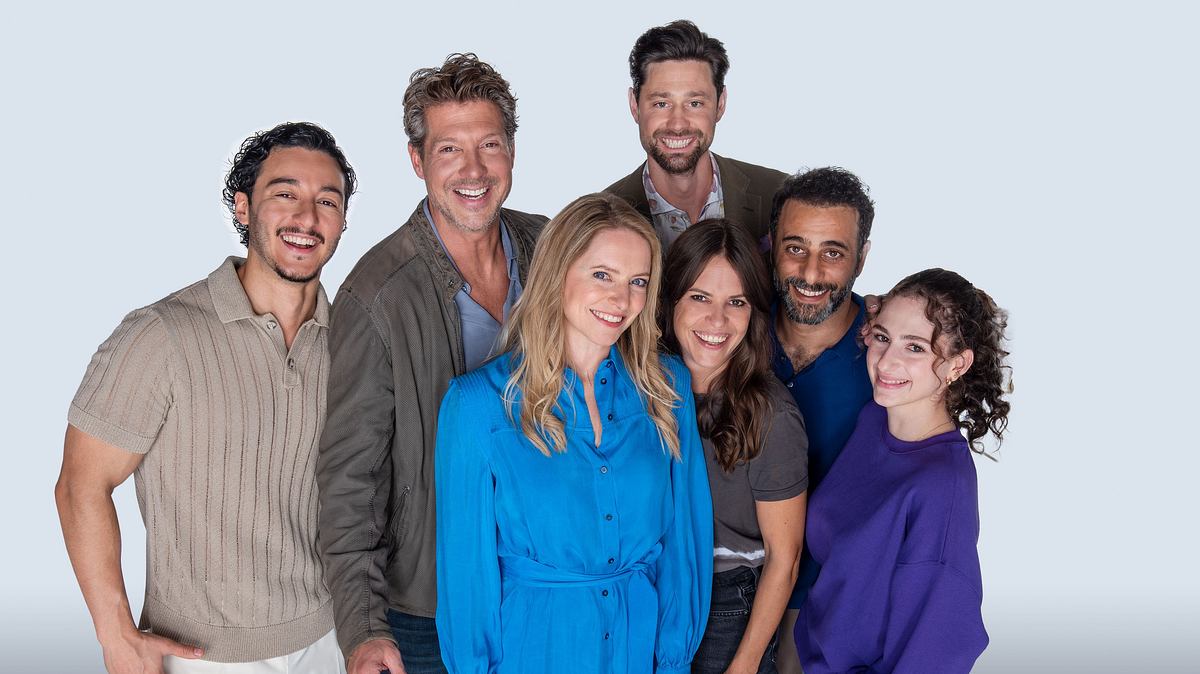 ROSEN, Telenovela, 22. Staffel mit 175 neuen Folgen, montags bis freitags um 14.10 Uhr im Ersten ROSEN, Telenovela, 22. Staffel mit 175 neuen Folgen, montags bis freitags um 14.10 Uhr im Ersten