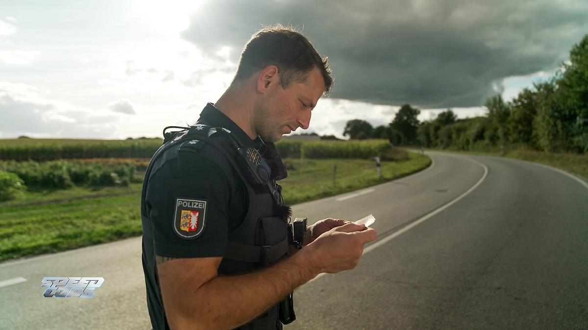 Speed Cops - Poser und Raser im Visier speed cops - poser und raser im visier