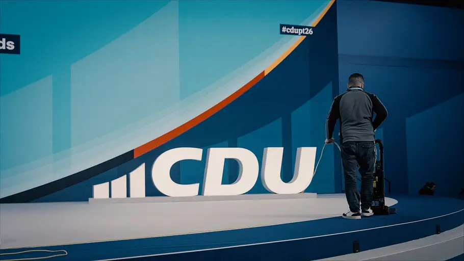 Machtbeben: CDU im Abstiegskampf machtbeben: cdu im abstiegskampf