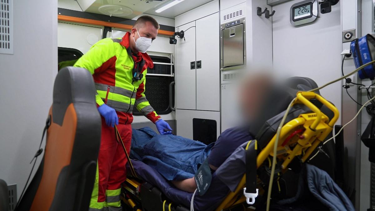 nachtschicht: einsatz für die lebensretter
