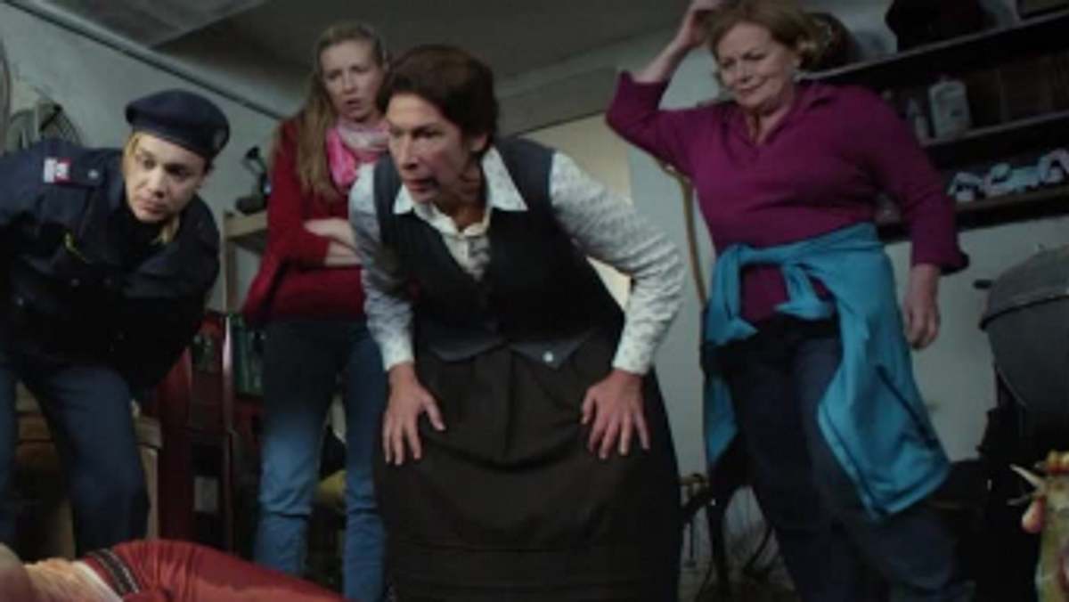 vier frauen und ein todesfall