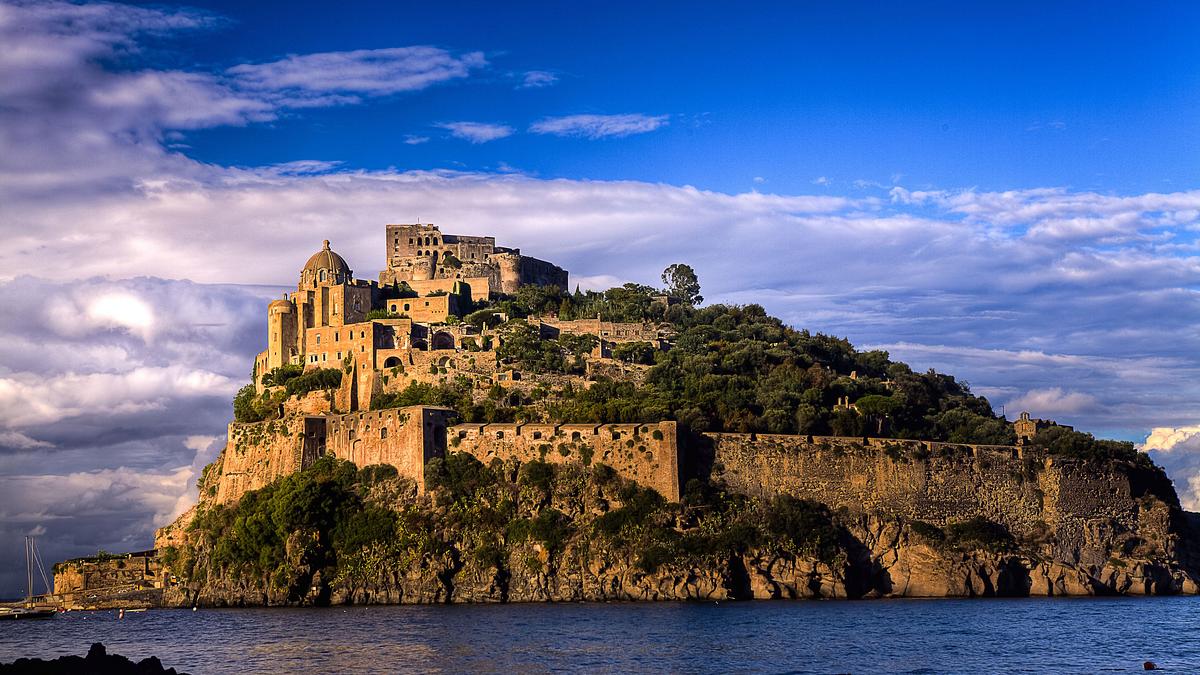 ischia und procida - legendäre inseln im golf von neapel
