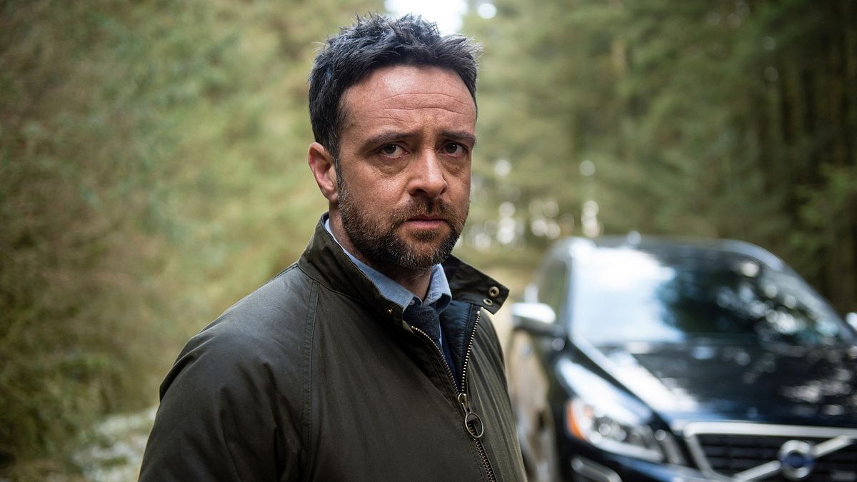 inspector mathias - mord in wales