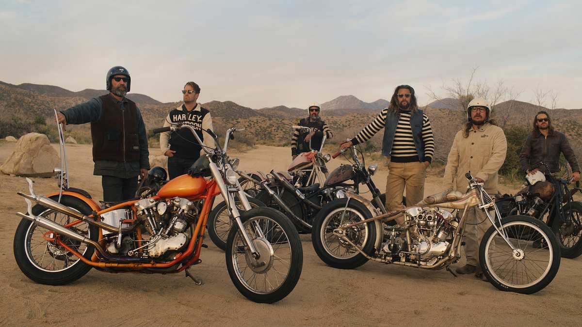 on the roam with jason momoa