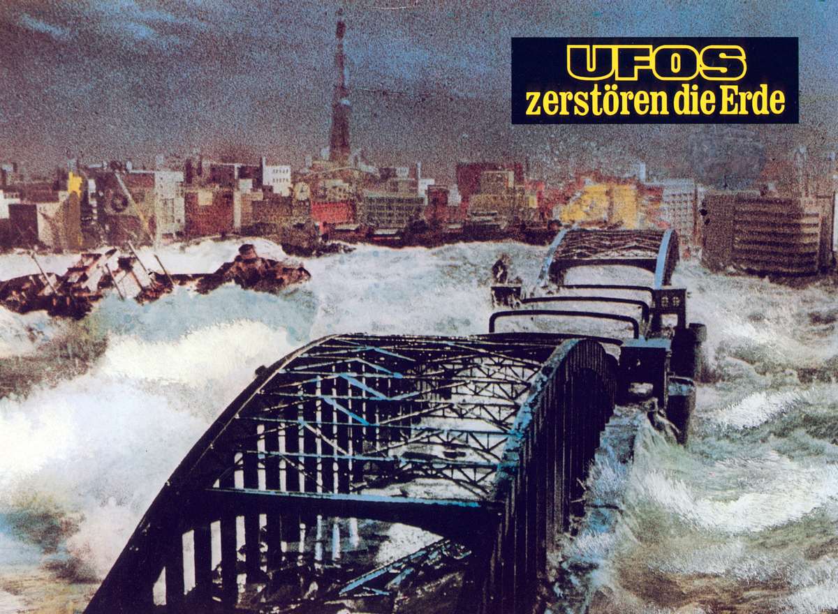 UFOs zerstören die Erde ufos zerstören die erde