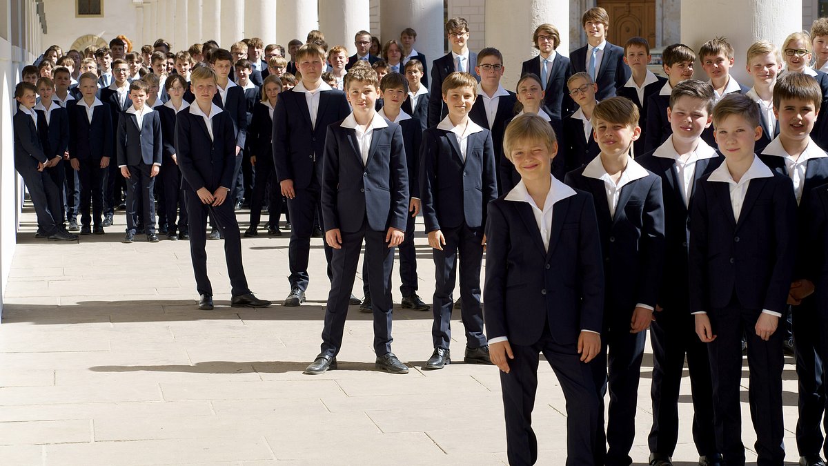 sven helbig: requiem a uraufführung aus der dresdner kreuzkirche