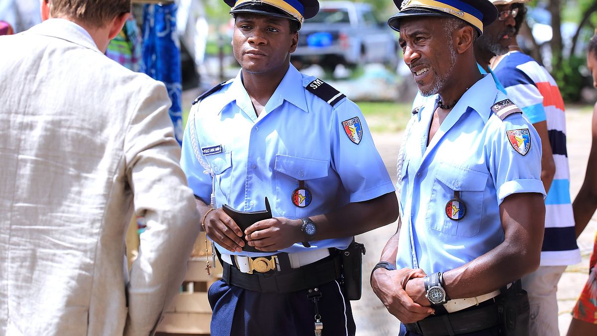 death in paradise
