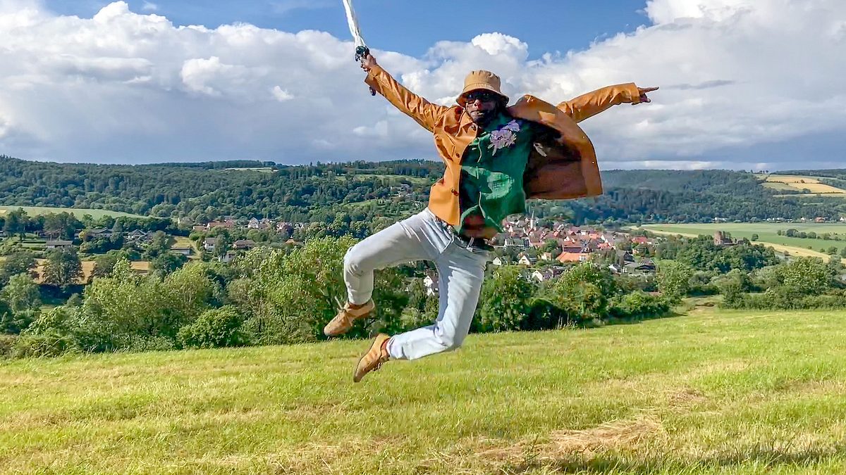 yared kommt rum
