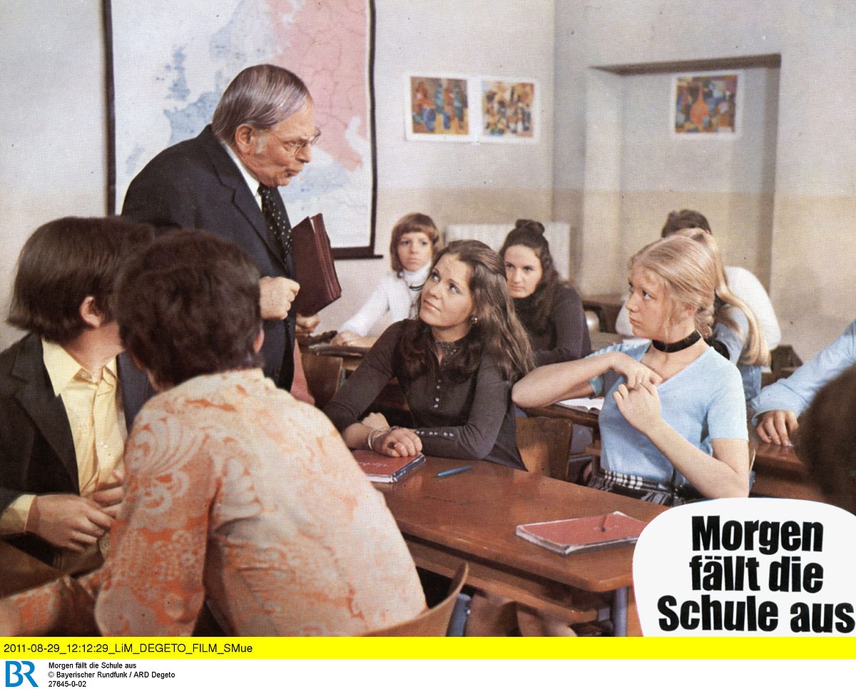 morgen fällt die schule aus