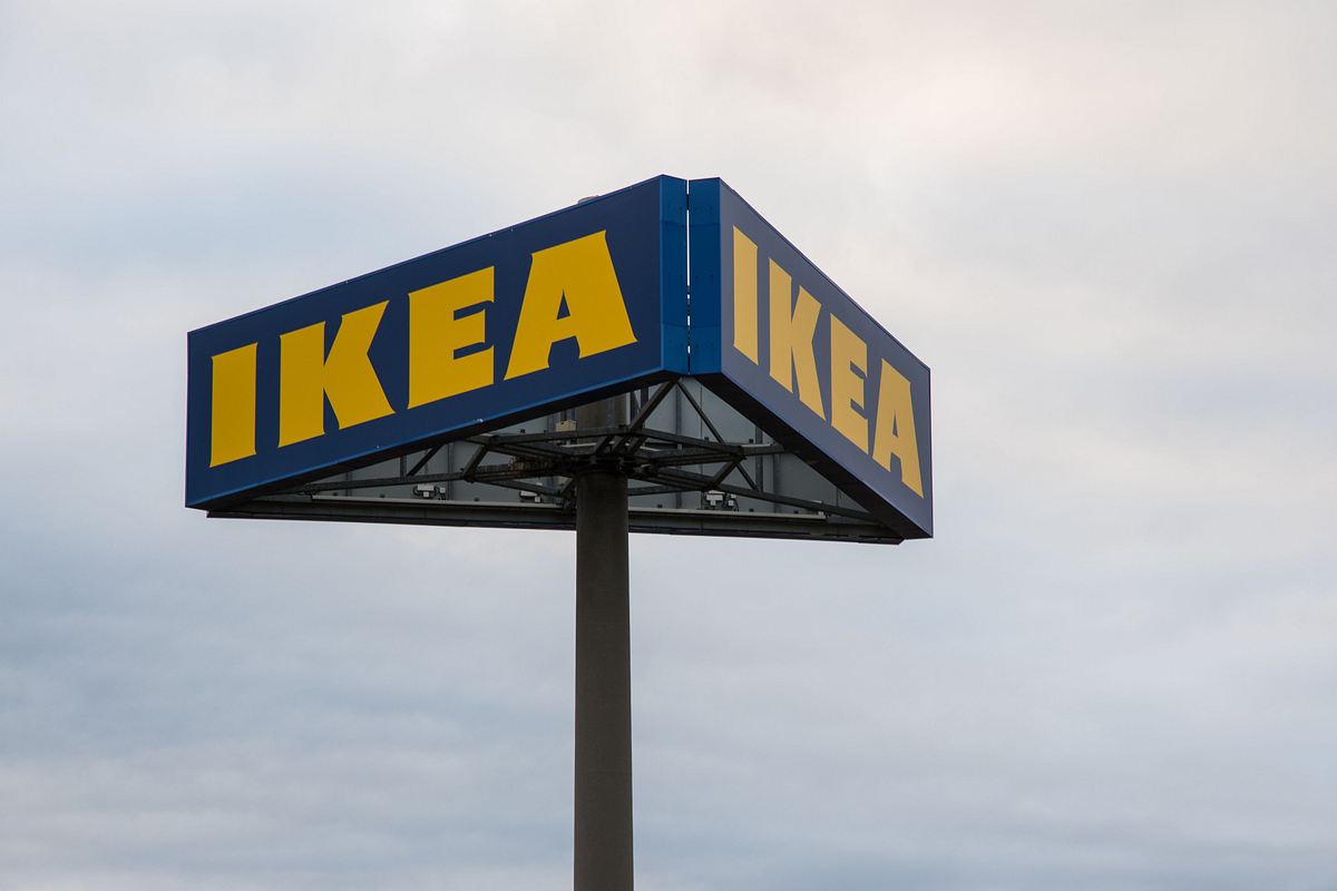 IKEA und XXXLUTZ - So ticken die Möbelgiganten ikea und xxxlutz - so ticken die möbelgiganten