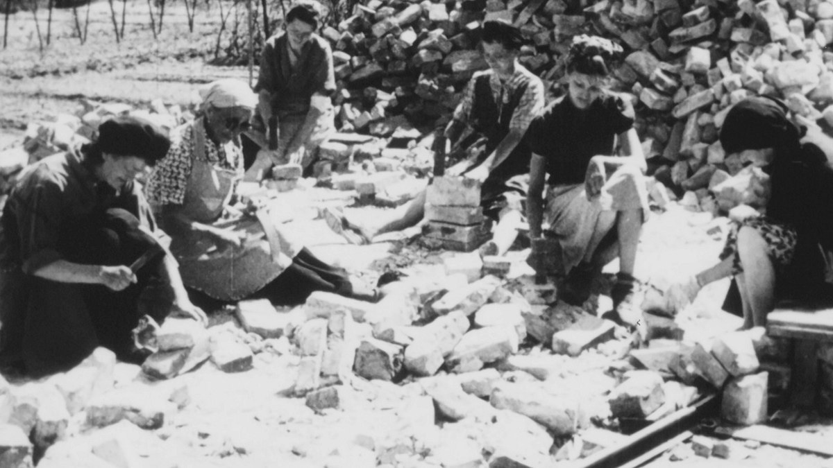 tagebücher der befreiung - wie frauen das kriegsende 1945 erlebten