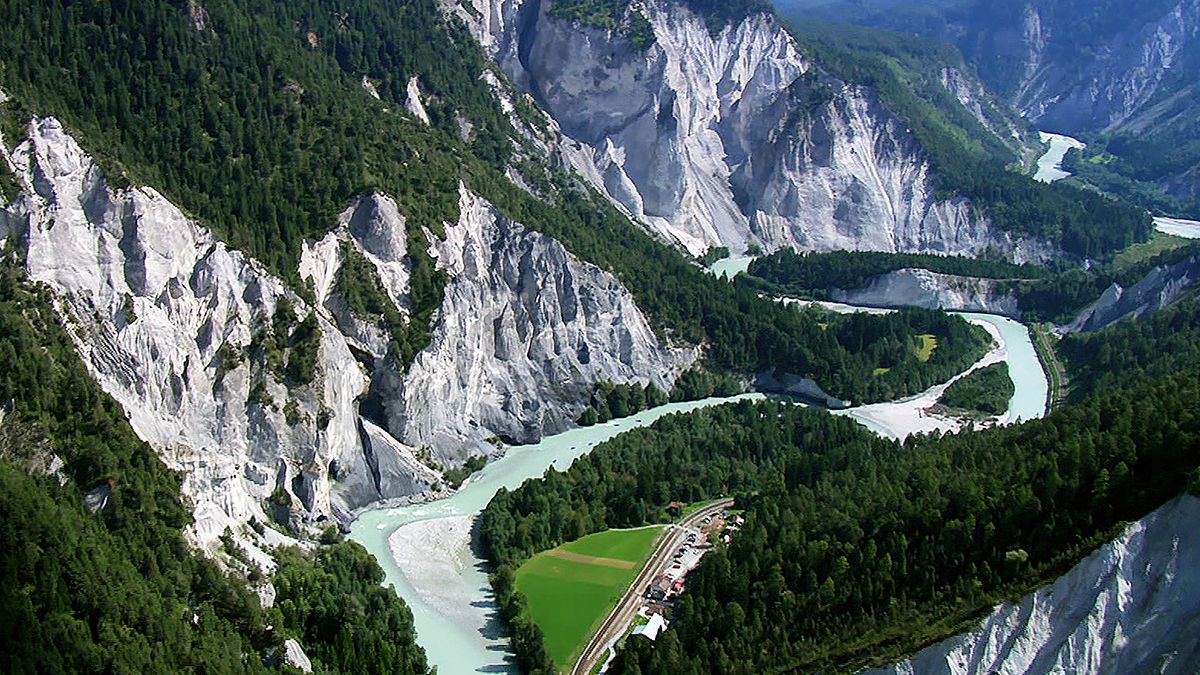 die schweiz von oben - vom zauber der alpenrepublik