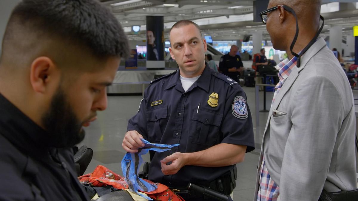 flughafen new york - kampf den schmugglern