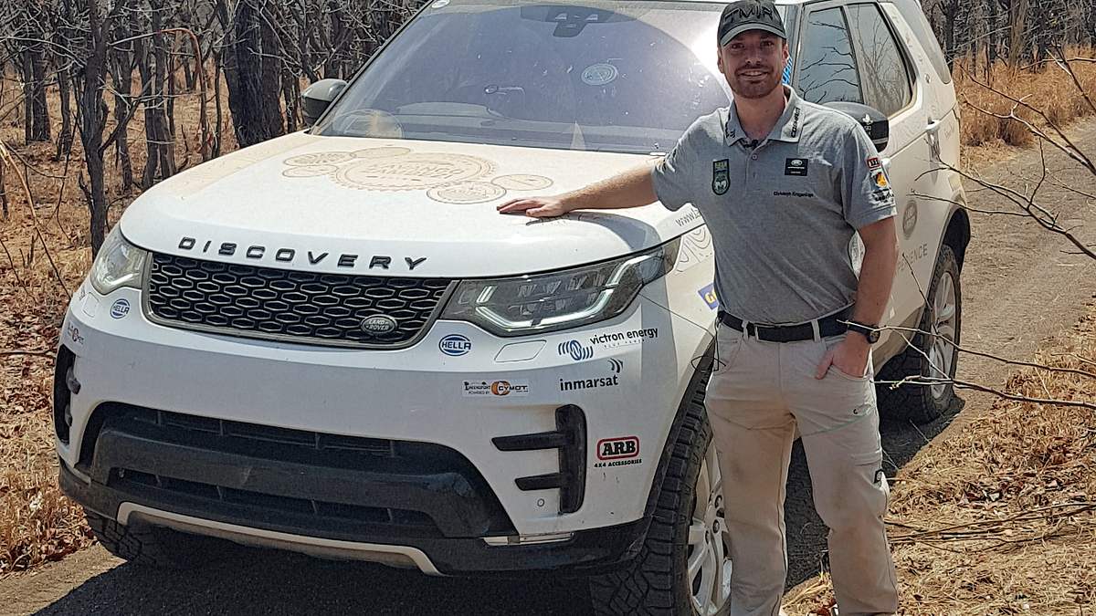 im land rover durch afrika