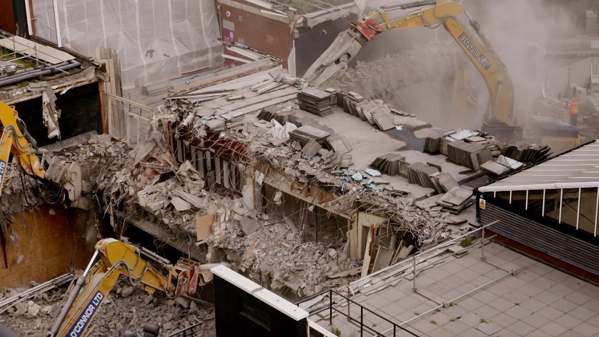 demolition man - abreißen und abkassieren
