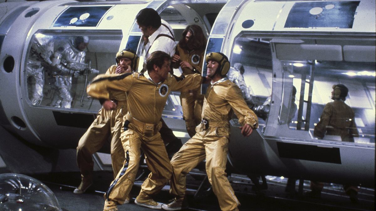james bond 007 - moonraker