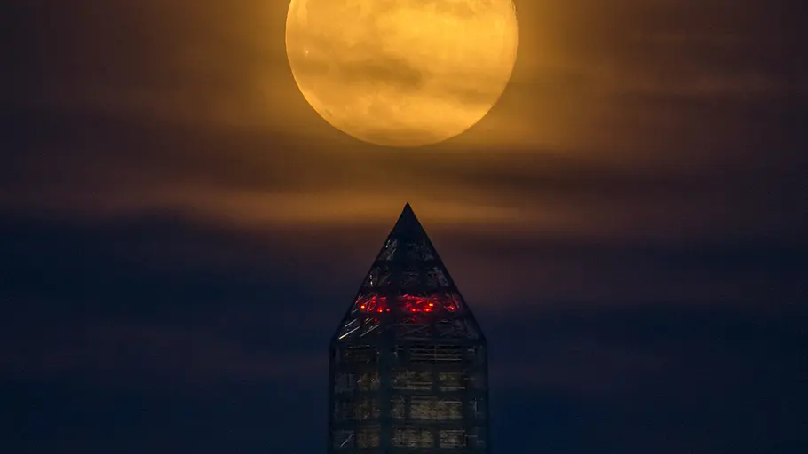 Der Mond - unser Tor ins All der mond - unser tor ins all