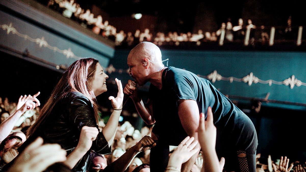 pop & passion
