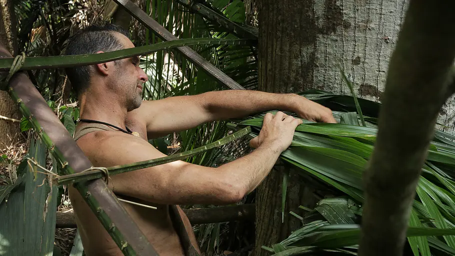 Naked Survival: Jeder für sich! naked survival: jeder für sich!