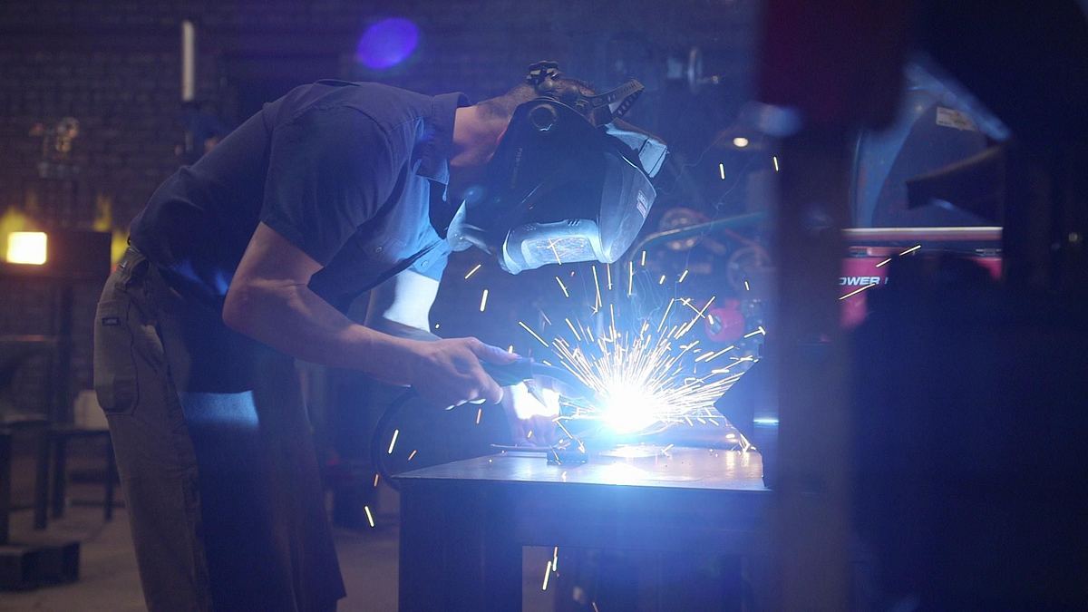 forged in fire - schlag die jury