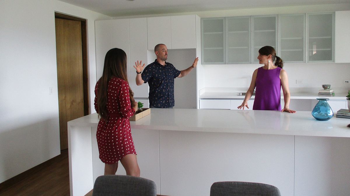 house hunters international