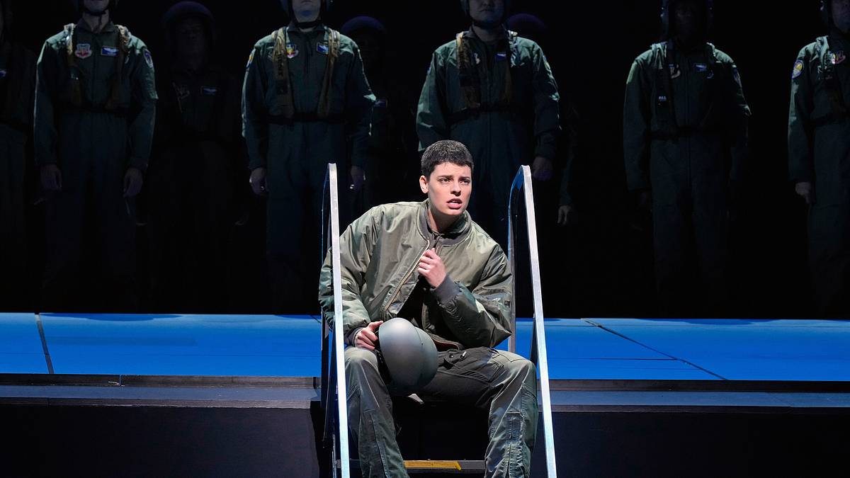 jeanine tesori: grounded