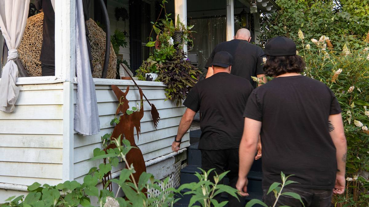 Ghost Adventures - House Calls ghost adventures - house calls