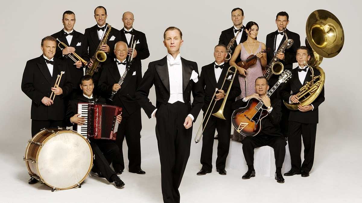 Max Raabe & Palastorchester - Eine Nacht in Berlin Max Raabe & Palastorchester - Eine Nacht in Berlin
