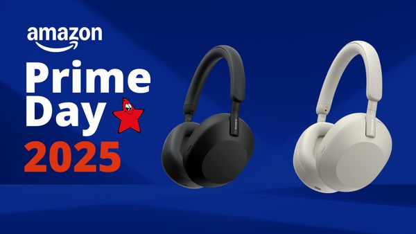 Sony WH-1000XM5 Kopfhörer neben dem Logo des Amazon Prime Day 2025 - Foto: TVMovie.de & iStock (kyoshino, Ake Ngiamsanguan) & PR