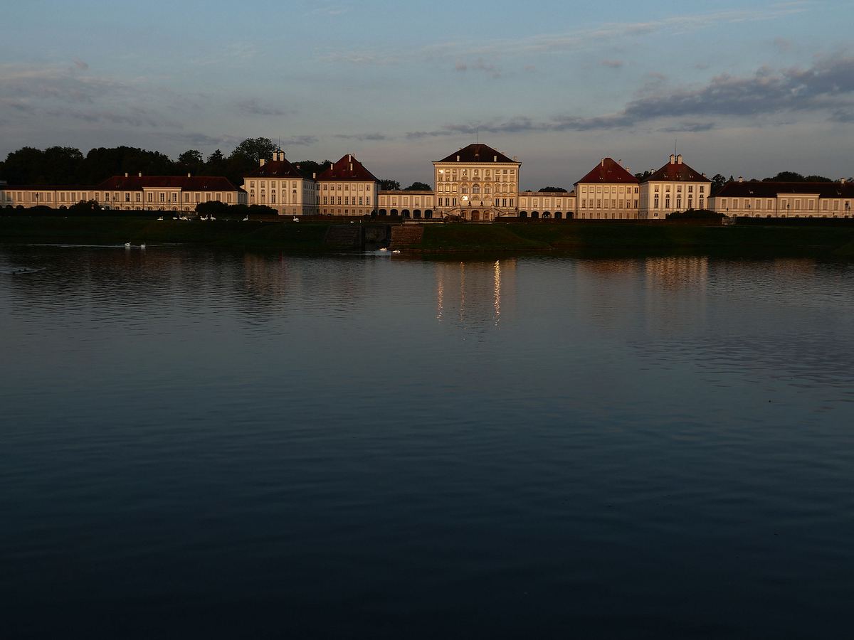 Nymphenburg - Blicke hinter Schloss und Riegel nymphenburg - blicke hinter schloss und riegel