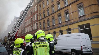 112: feuerwehr im einsatz - Foto: Media Press