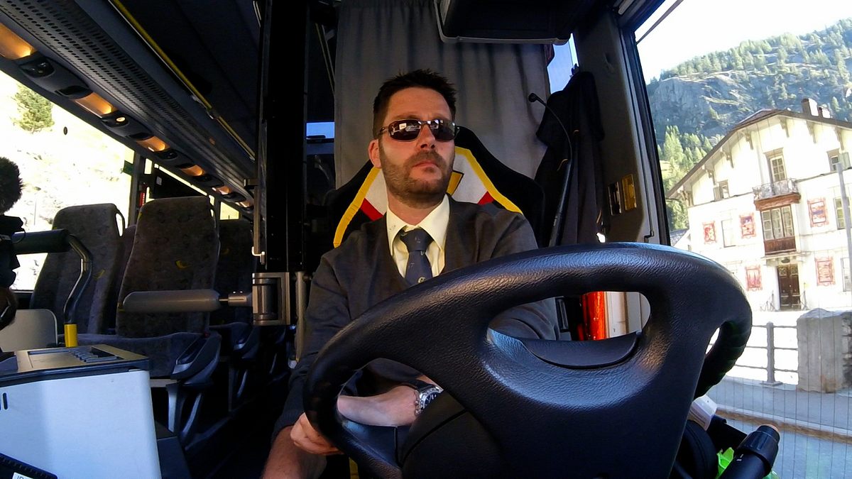 Mit dem Postauto durch die Schweiz mit dem postauto durch die schweiz